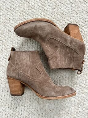 Dolce Vita Suede Ankle Boots in Taupe Brown